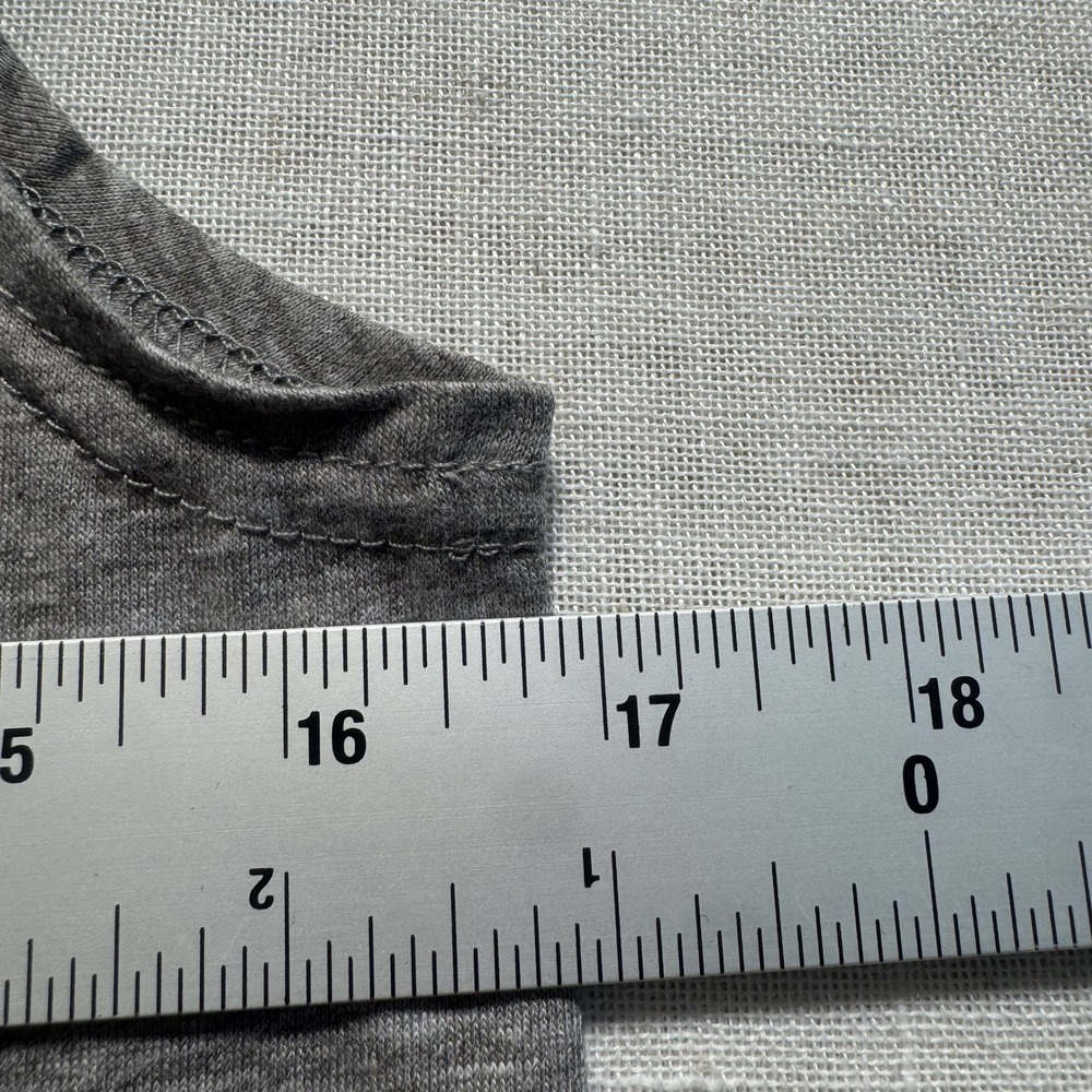 Unbranded Wanderlust Graphic Tank Top Womens Small Gray Excellent‎ - Picture 6 of 6